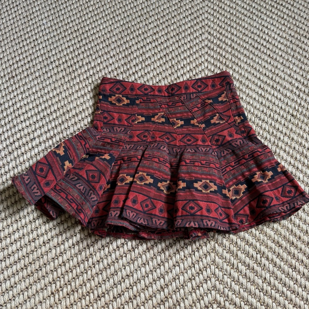 BCBGeneration Red Black Aztec Print Mini Skirt